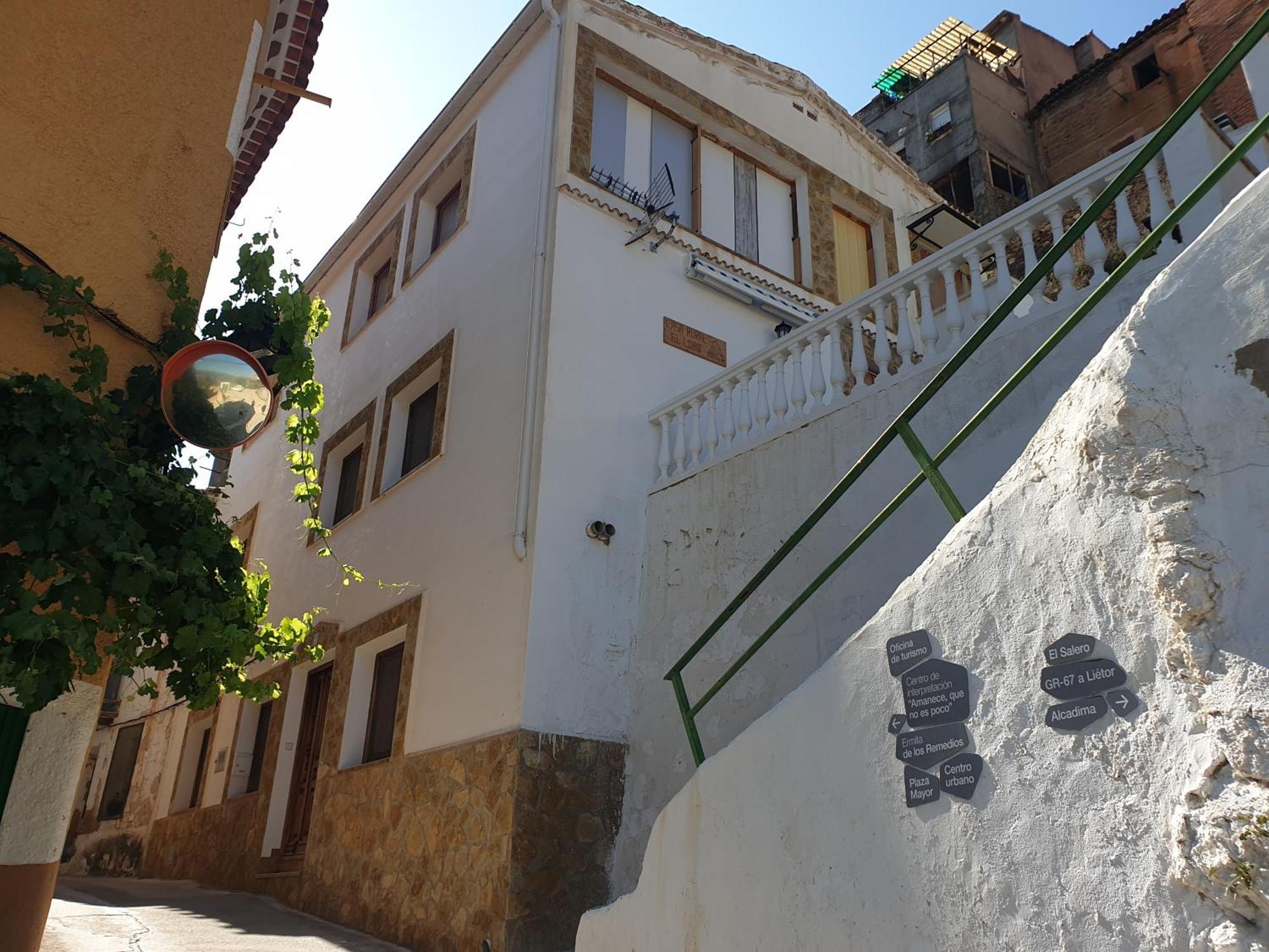 Casa Rural El Lobo Айна Екстериор снимка