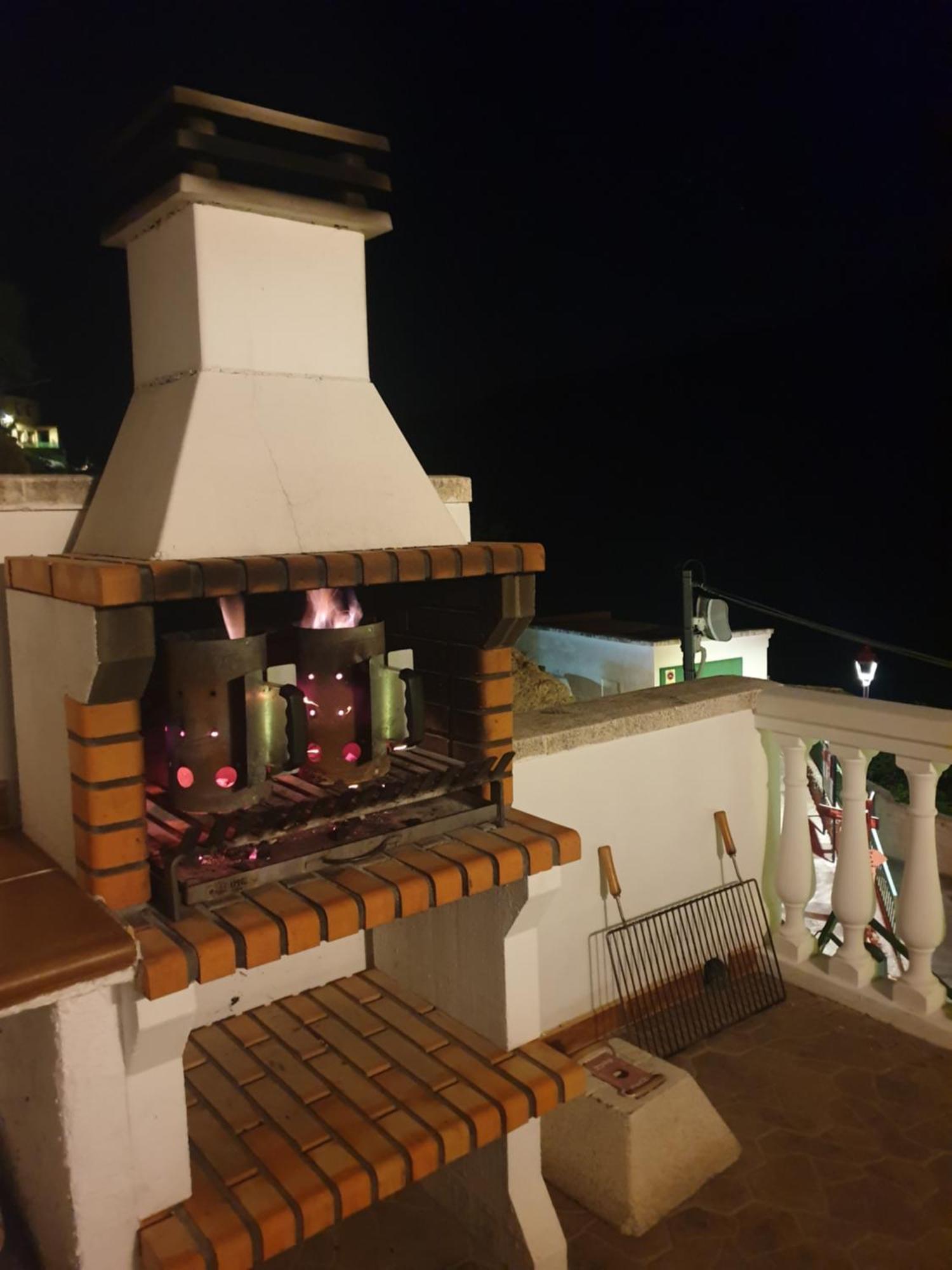 Casa Rural El Lobo Айна Екстериор снимка